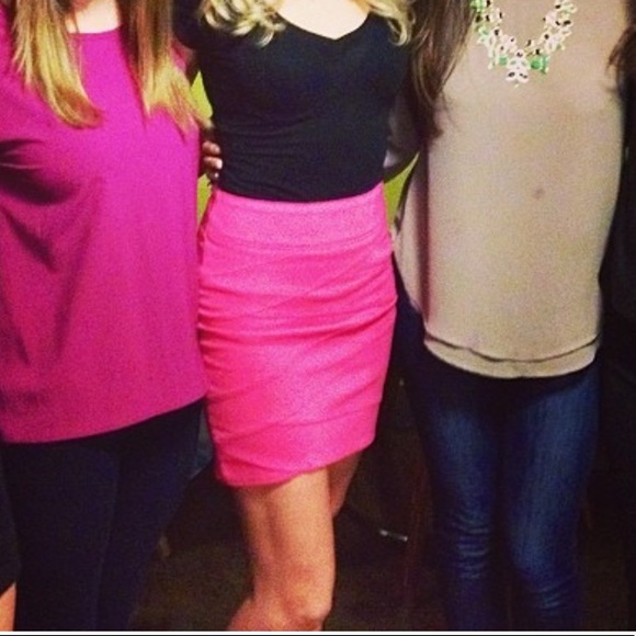 hot pink bodycon skirt